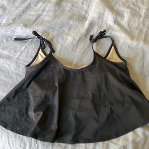 Kortni Jeane swing top (M)